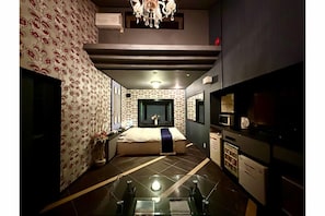 WiFi (free) - hotel roomer (Hitachi)