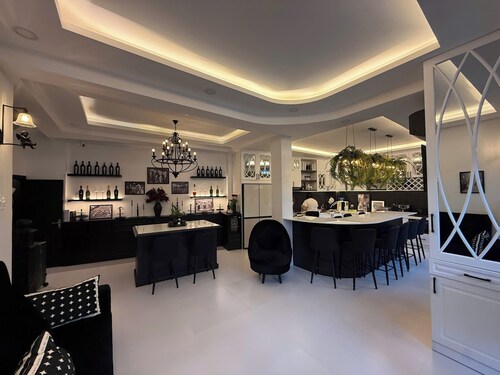 5 Beds for 10ppl l 3 Bedrooms l Near Thao Dien