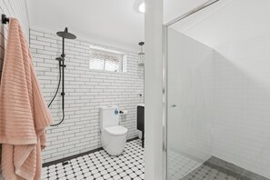 Uklassifisert bilde, 4 av 24, knapp