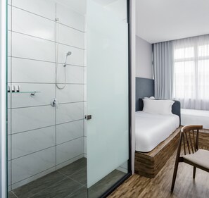 Dual Twin | Bathroom - Hako Hotel TUTA (Johor Bahru)