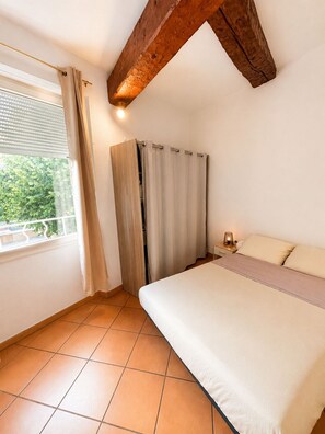 Room - Vrbo Property (Bédarieux)