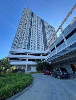 Exterior - Studio Suite Condo at the Avida Towers Abreeza in vibrant Davao City (Davao City)