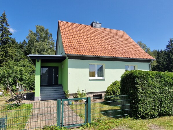 Exterior - Vrbo Property (Elend)
