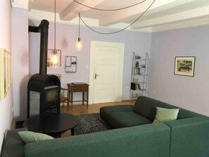 Living area - Vrbo Property (Hage)