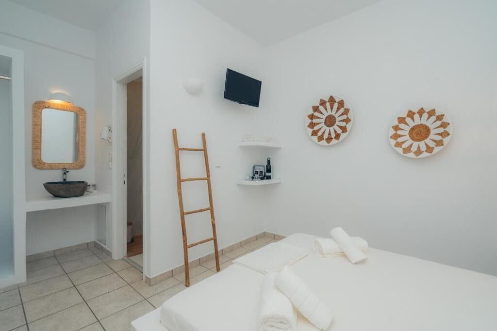 Habitación con 1 cama doble o 2 individuales, vistas al jardín | Caja fuerte, sistema de insonorización, wifi gratis