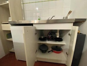 Uklassifisert bilde, 5 av 16, knapp
