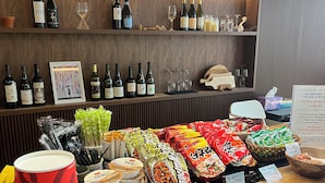 Unclassified image, 4 of 104, button - Hygge Hotel (SEOGWIPO)