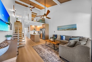 Interior - Beachfront 2BD Unobstructed Ocean Views - Kulakane 304 (Napili-Honokowai)