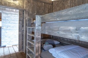 Room - Luxury Waterfront Safari Lodge (Almere)