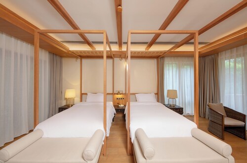 Evergreen Forest Retreat Zhangjiajie