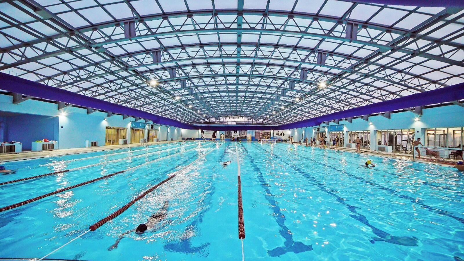 Indoor pool, outdoor pool