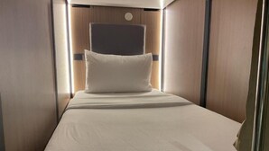 Free WiFi - Sakura Capsule Hotel by Hiverooms (Lapu-Lapu)