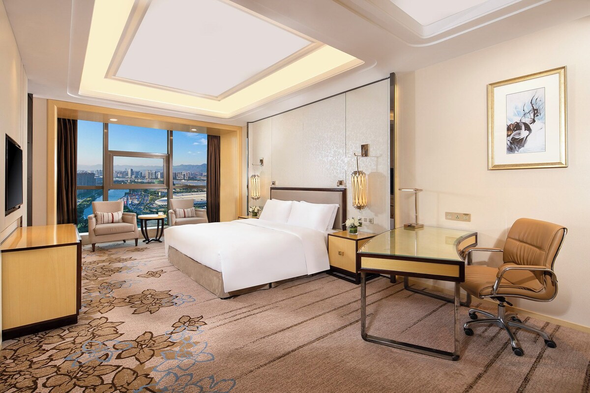In-room safe, desk, laptop workspace, blackout curtains