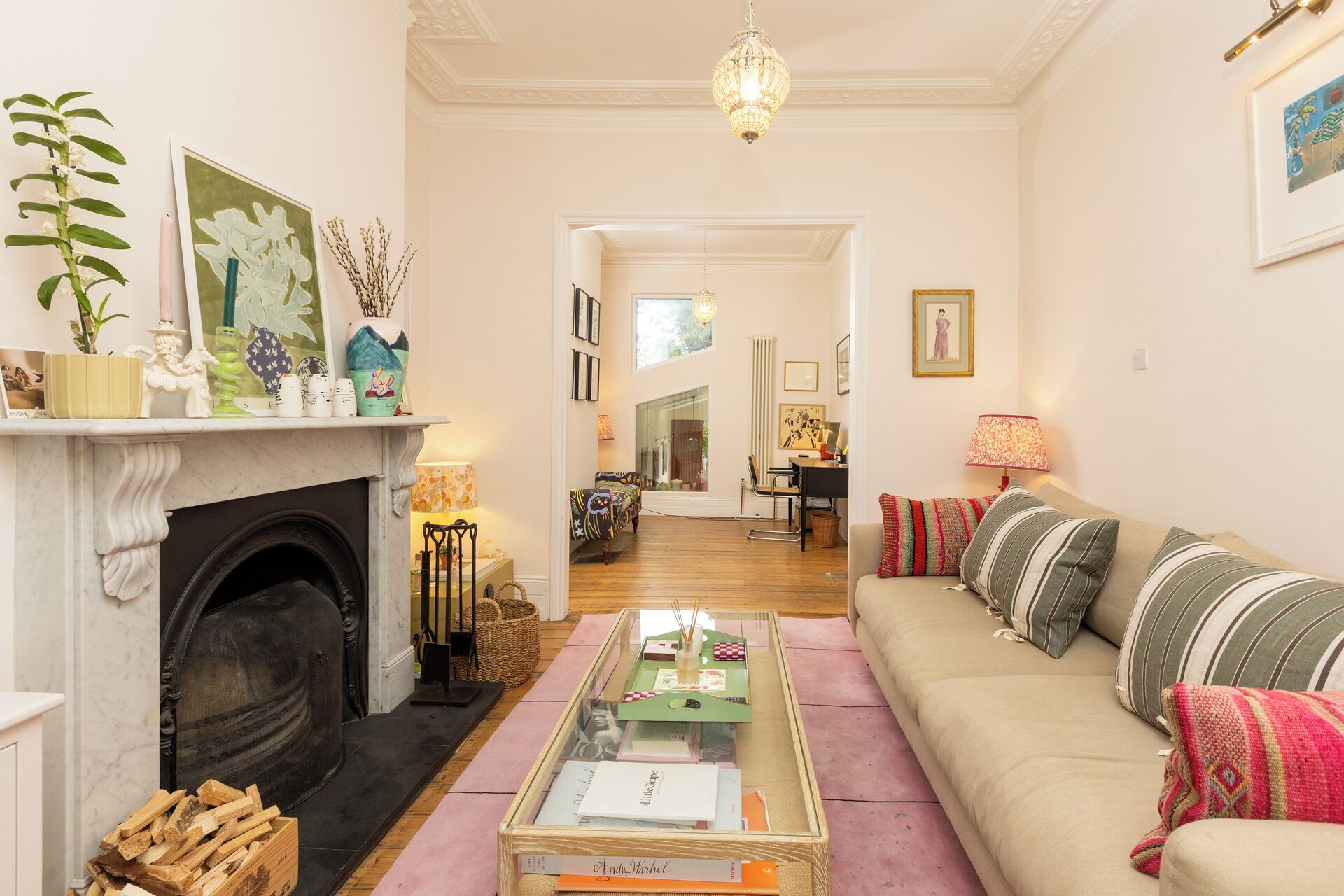 TV, fireplace, stereo