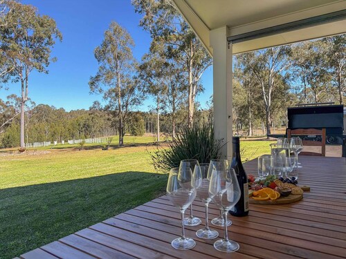 North Peak Manor - Spacious home with room for everyone