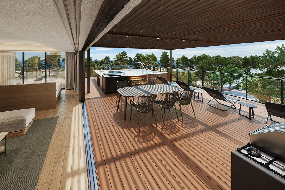 Eine moderne Terrassenanlage im Freien mit Essbereich, einer Sitzecke und einem Whirlpool.