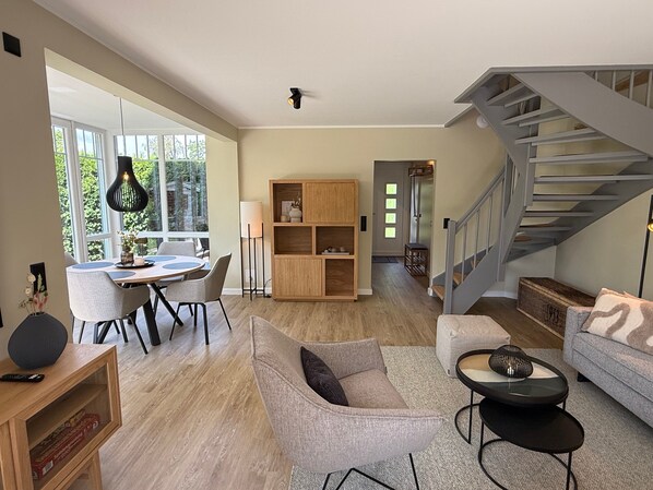 Unclassified image, 1 of 42, button - Vrbo Property (Timmendorfer Strand)