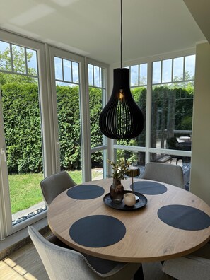 Unclassified image, 4 of 42, button - Vrbo Property (Timmendorfer Strand)