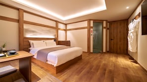 Deluxe Tea Ritual Double Room | Premium bedding, blackout drapes, soundproofing, WiFi (free) - Muonjae Suwon Heanggung (Suwon)