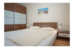 Room - Holiday apartment with 2 bedrooms (Großenbrode)