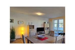 Dining - Holiday apartment L39 (Graal-Müritz)