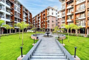 Property grounds - StayScape l Luxury 1BHK | 5 Mins to Candolim Beach (Arpora)