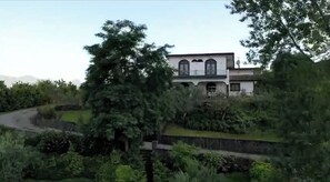 Villa, 2 Bedrooms, Private Pool, Garden View | Exterior - La Tenuta il Castagno (Terzigno)