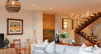 Luxury 4 Bedroom Beachfront Villa/Private Pool & Ocean Views