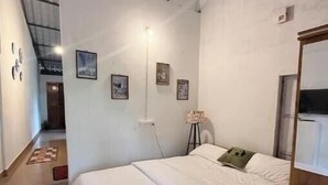 Room - Kaveri Cottage — Belli's Heritage Home (Karmadu)