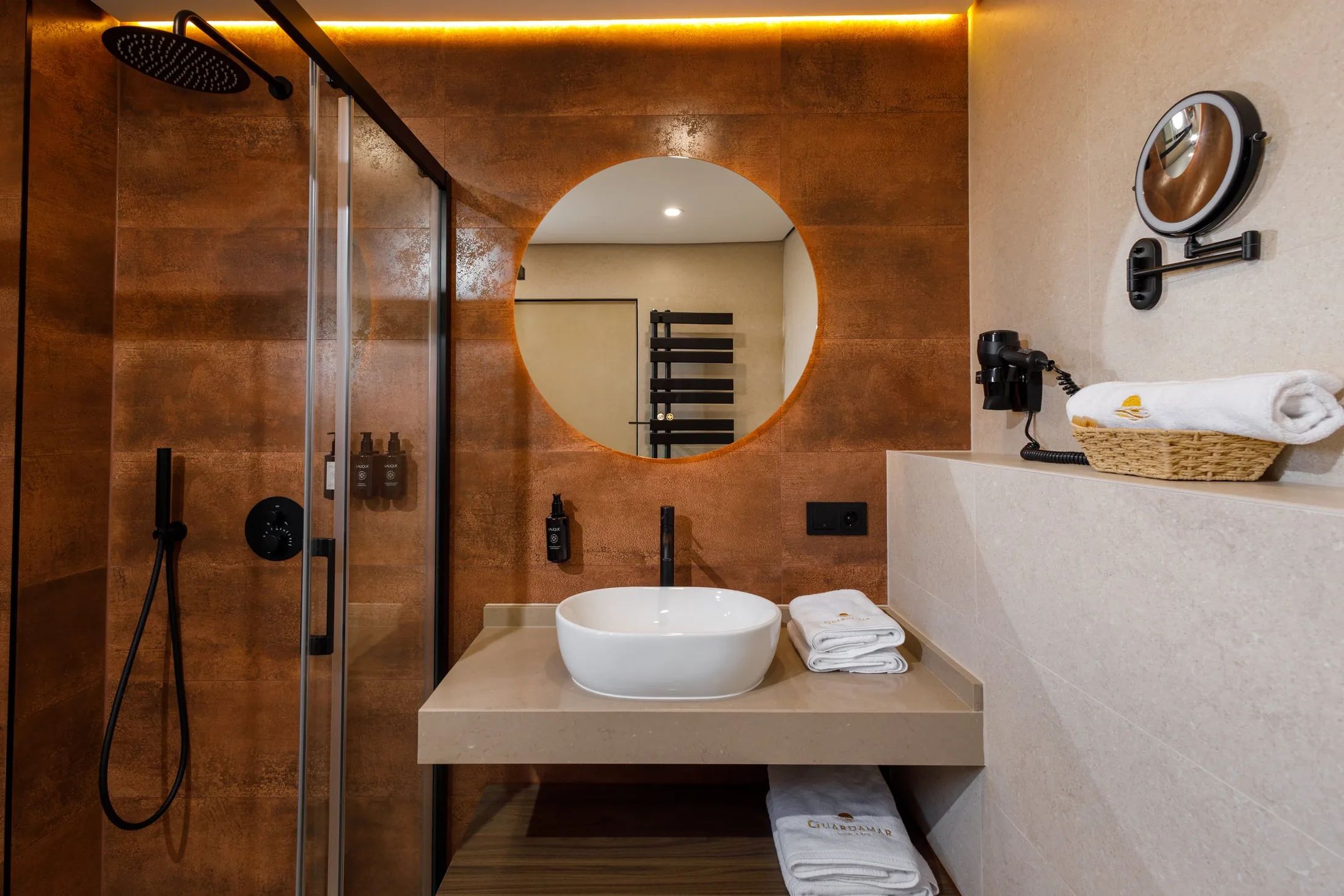 Junior Suite, Balcony, Sea View | Bathroom | Hair dryer, soap, shampoo, toilet paper
