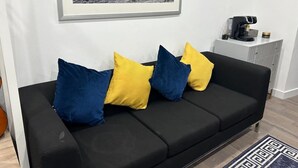 تلفزيون، كُتُب