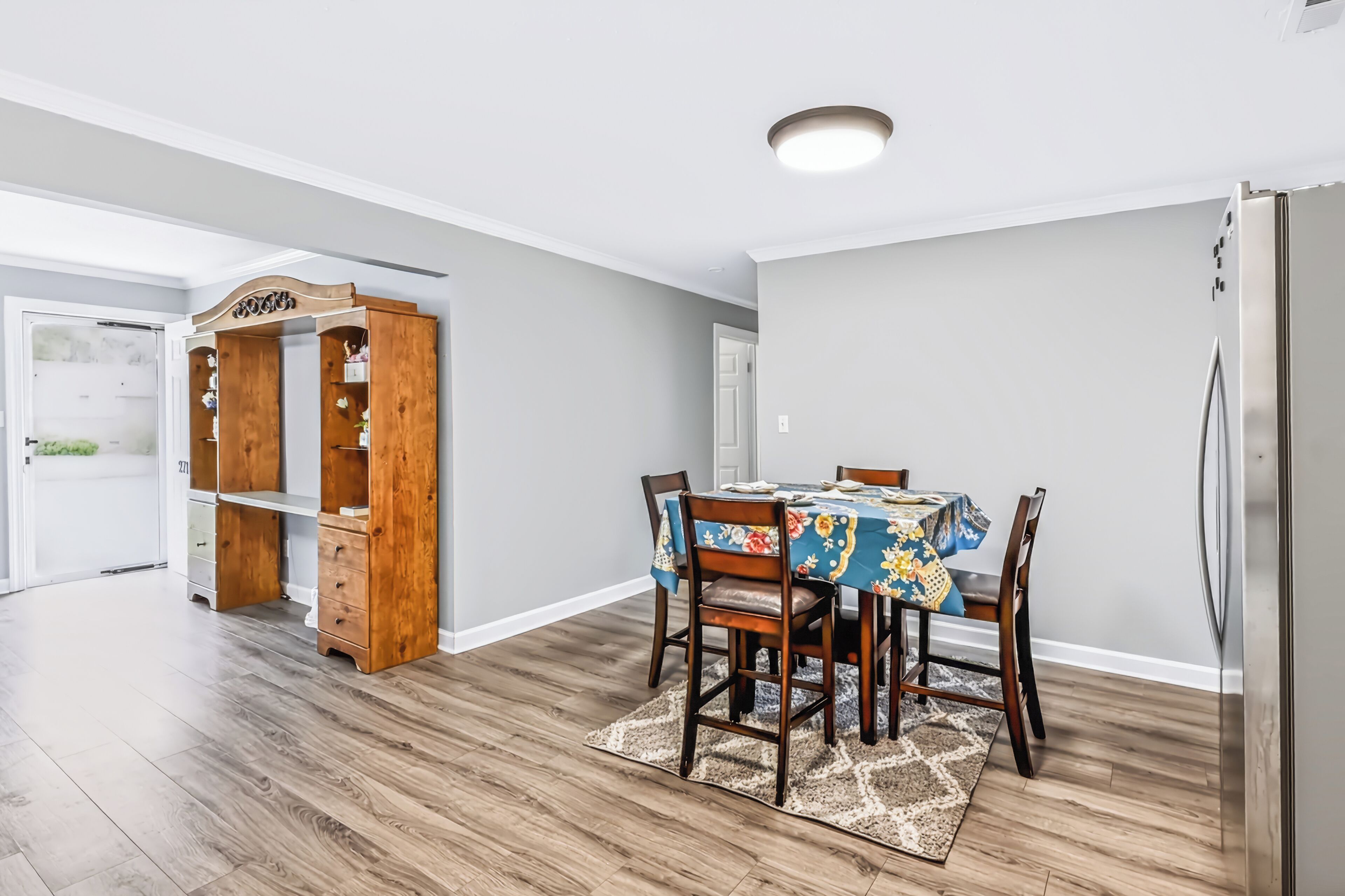 House, Garden View | Dining