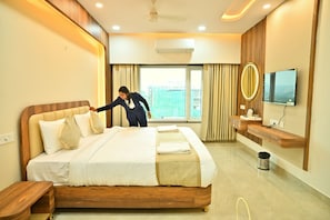 Unclassified image, 3 of 8, button - HOTEL WAVEROCK (Visakhapatnam)