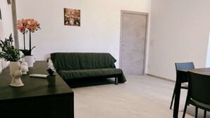 Ảnh chưa phân loại, 4 trong số 13 ảnh, nút