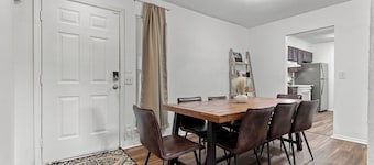 The Grove on 66th- 3B 2Bth Tulsa Duplex