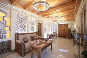Khu sảnh