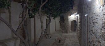 échappée troglodyte unique