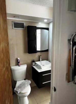 Bathroom - Best Location, Condado Studio, Beach Access (San Juan)