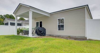 Hammock, Grill & Patio! Sunfish Cove Home