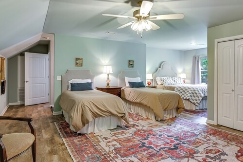 Private Woodland Garden Retreat in Ethelsville