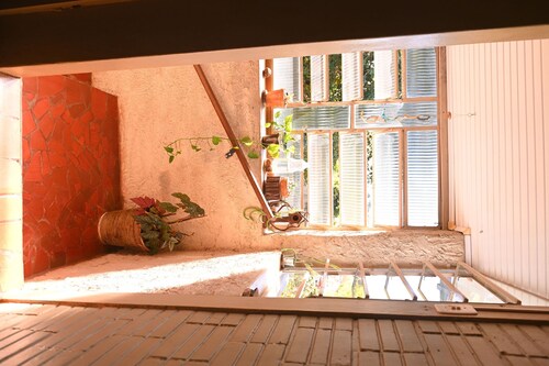 Casa com 3 Quartos Wi-fi e Quintal no Centro