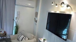 Living area - Saint Tropez Great Apartment & Location (Carolina)