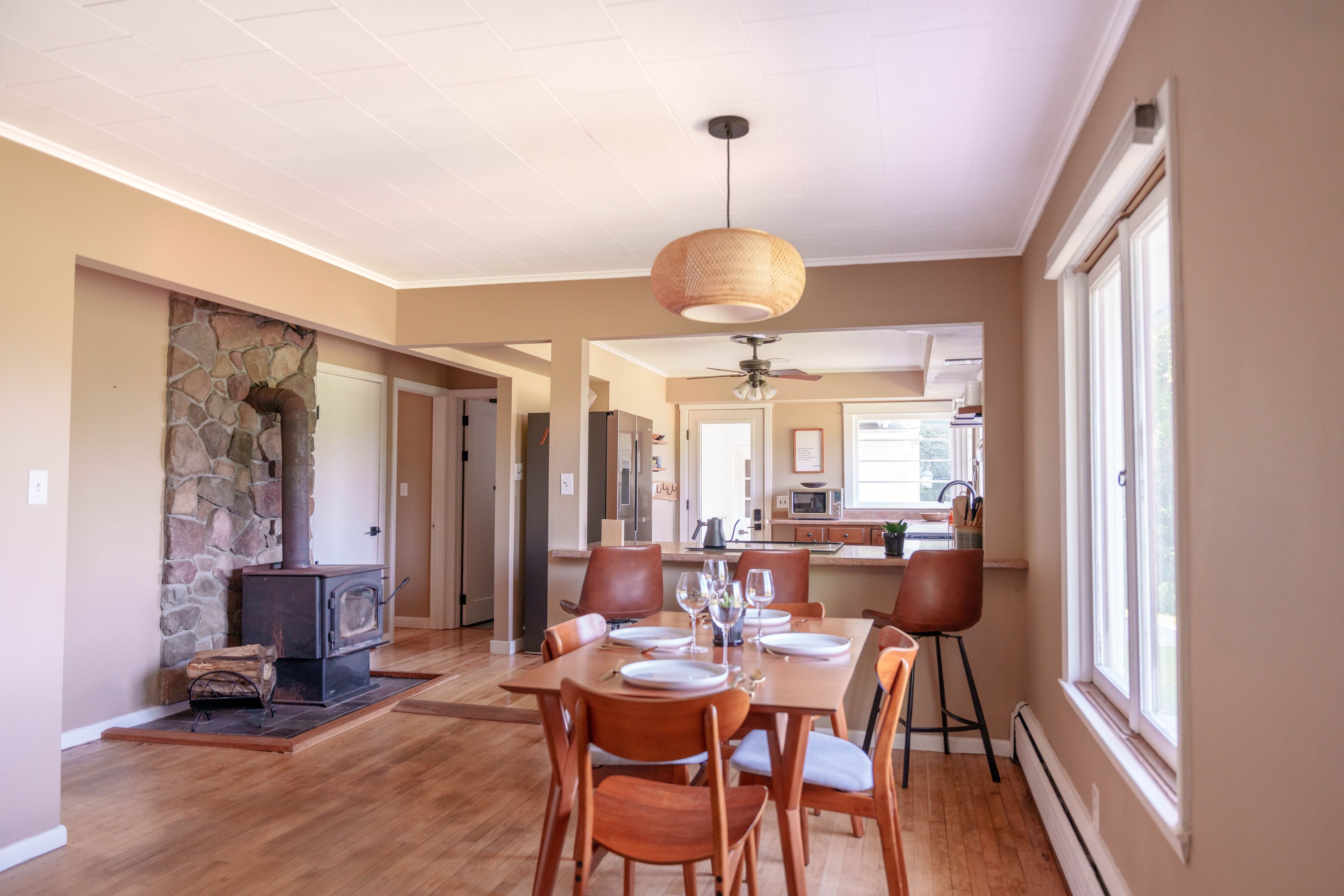 Maison, 3 chambres | Restauration