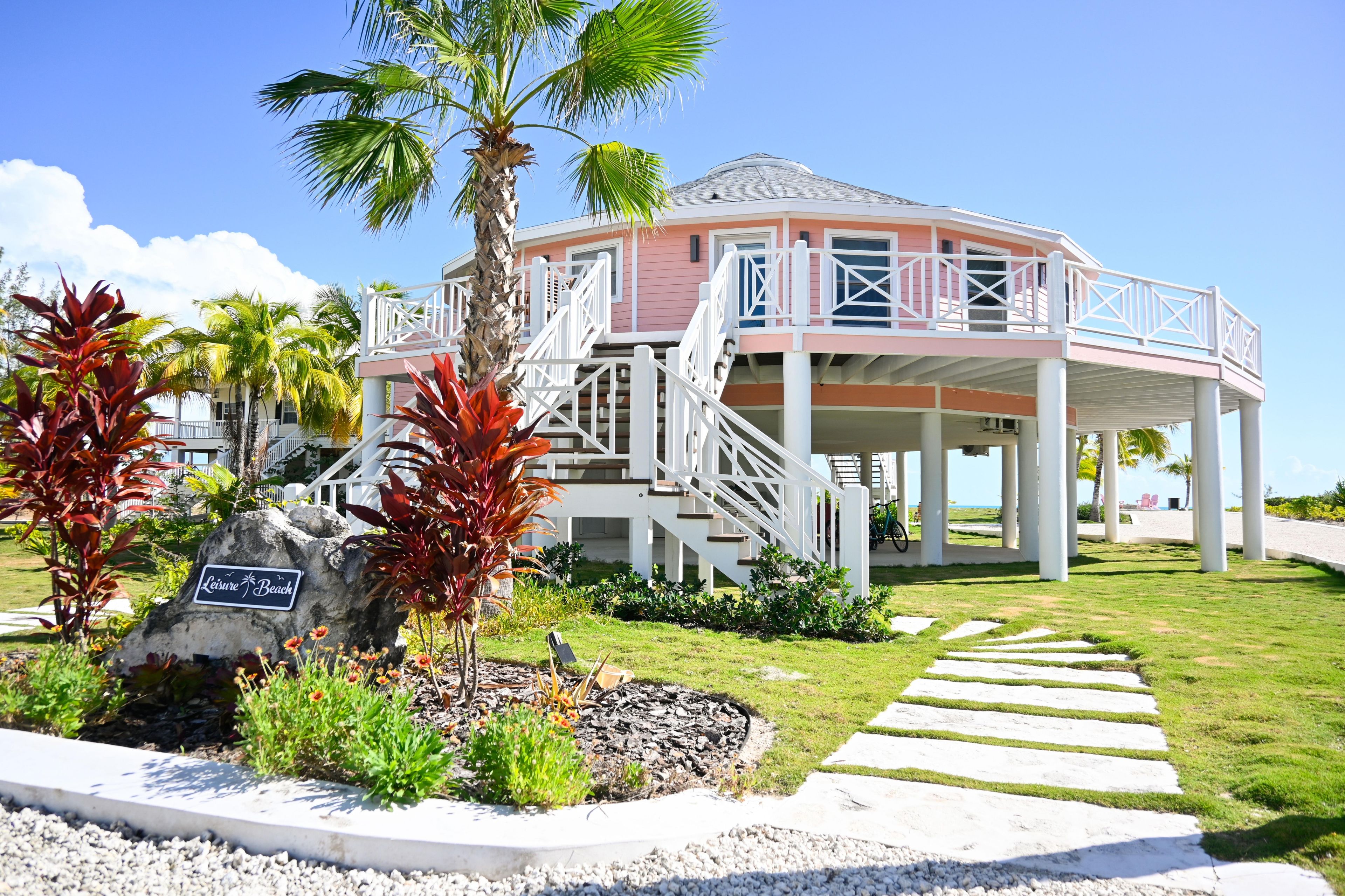 House, 3 Bedrooms | Exterior