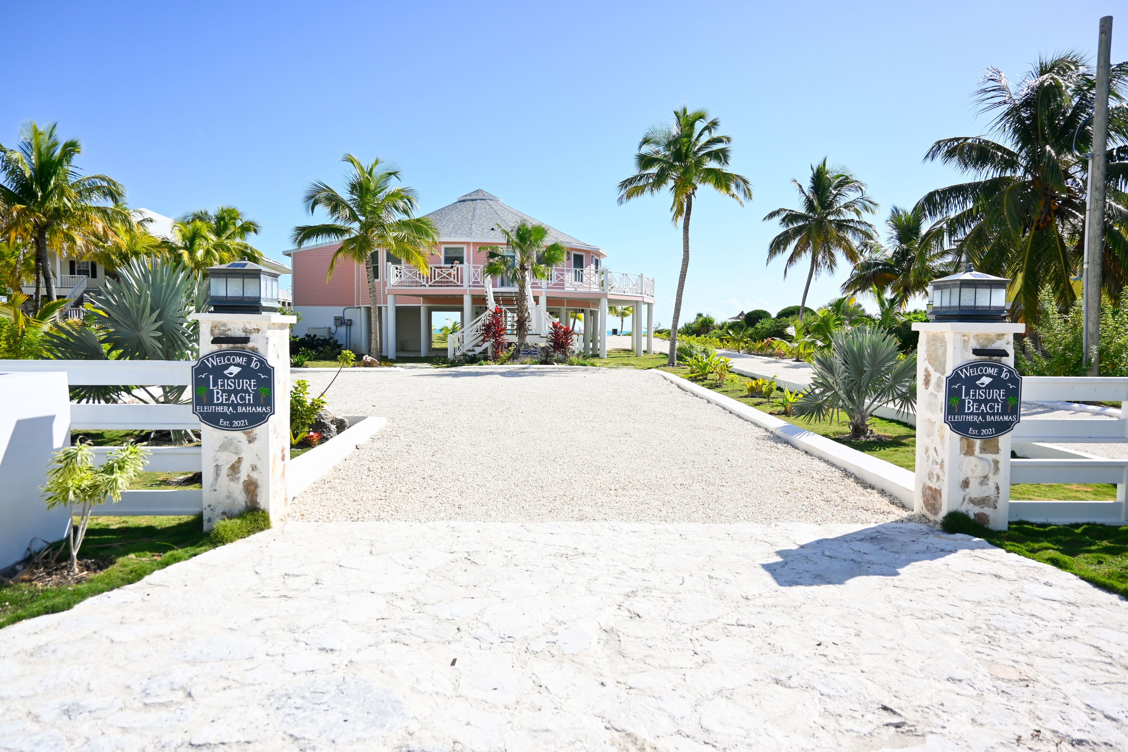 House, 3 Bedrooms | Property grounds