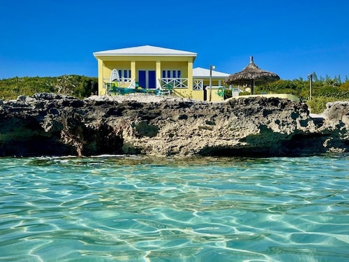 Tranquilville 3br - Newly Remodeled Home Calm Caribbean Pool 3 Bedroom Home