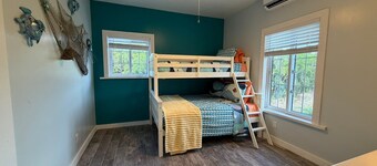Southern Comfort - Brand New Home Steps From Ten Bay Beach With 3 Bedroom Home