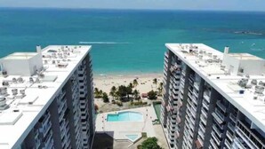 Exterior - Spectacular Apt With Beach View (Carolina)