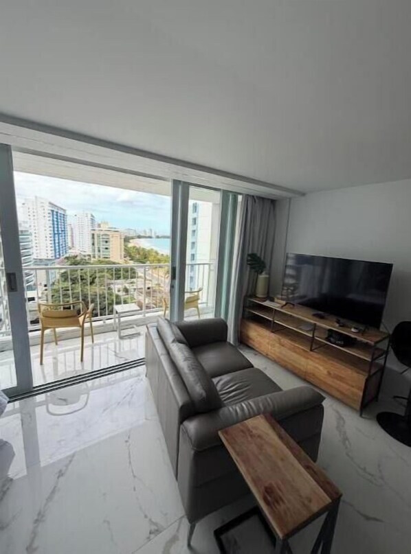 Living area - Aqua Luxury Modern Beach Apartment (Carolina)