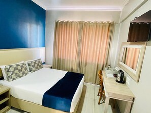 Ảnh chưa phân loại, 2 trong số 6 ảnh, nút